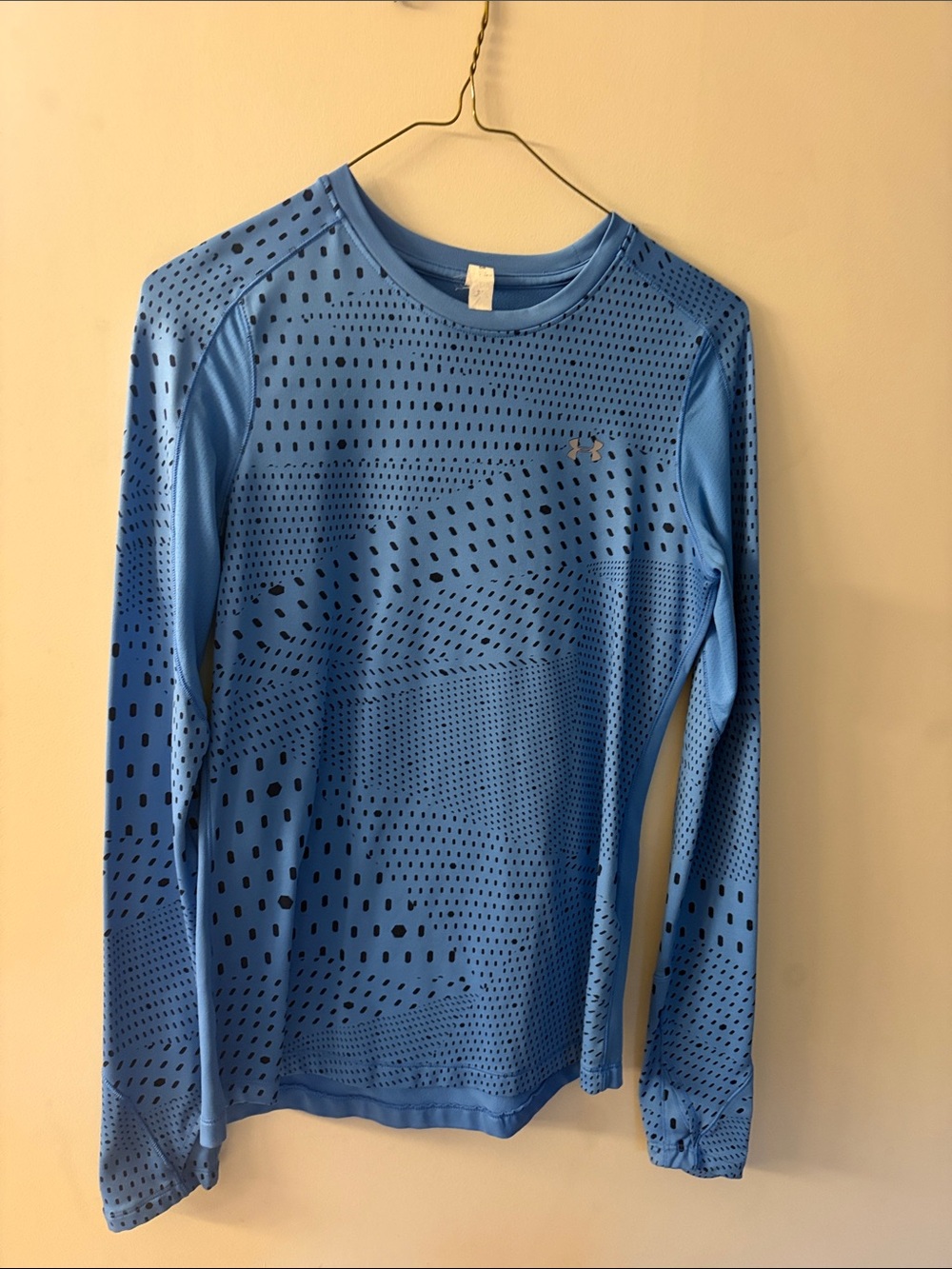Under Armour Women's Light Blue Long-Sleeve Performance Tee